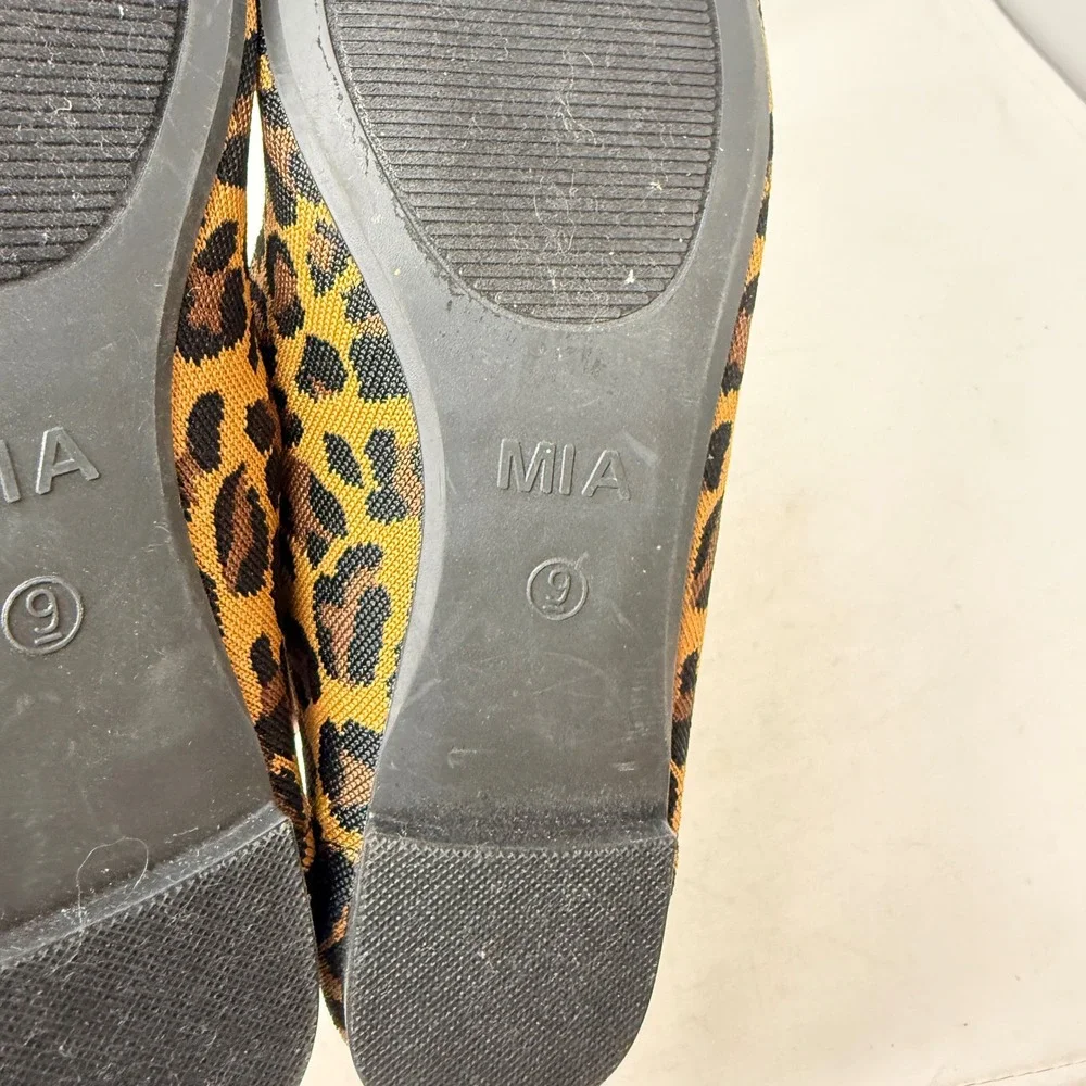 Boutique MIA Evanna Ballet Flats Leopard Print Brown‎ 9M Knit Slip On Shoes